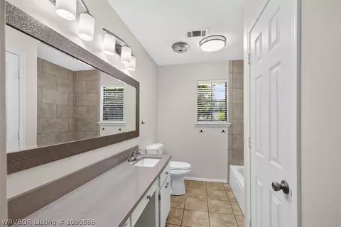 Bath - 3001 98th Cir, Fort Smith, AR 72903 photo 1 of 2