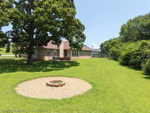 Exterior - 9504 Pointe Dr, Fort Smith, AR 72903 photo 11 of 17