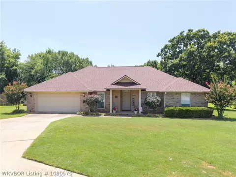 Exterior - 9504 Pointe Dr, Fort Smith, AR 72903 photo 15 of 17