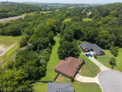 View/Area - 9504 Pointe Dr, Fort Smith, AR 72903 photo 3 of 5