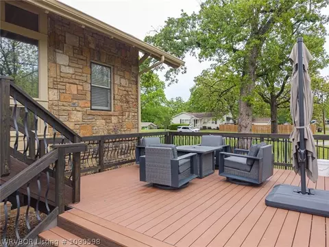 Exterior - 2122 S W St, Fort Smith, AR 72901 photo 10 of 11