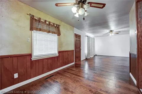 Living - 4807 18th Ter, Fort Smith, AR 72901 photo 2 of 6