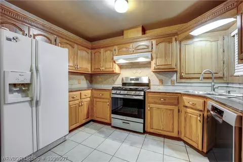 Kitchen - 4807 18th Ter, Fort Smith, AR 72901 photo 2 of 2