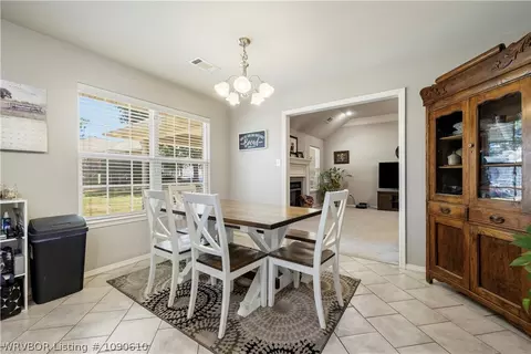 Dining - 8505 Vickery Ln, Fort Smith, AR 72908 photo 2 of 2