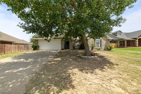Exterior - 8505 Vickery Ln, Fort Smith, AR 72908 photo 2 of 10