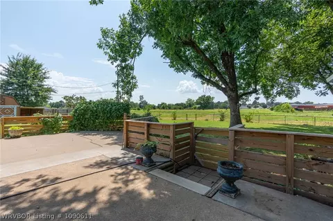 Exterior - 5202 S 17th Ter, Fort Smith, AR 72901 photo 5 of 18