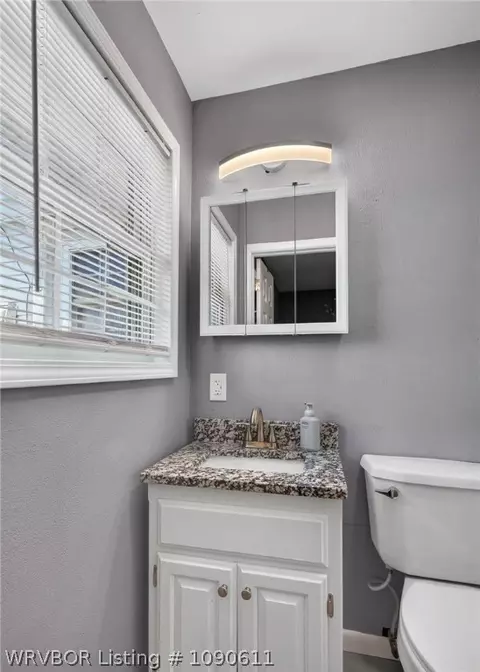 Bath - 5202 S 17th Ter, Fort Smith, AR 72901 photo 2 of 2
