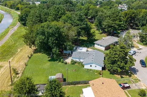 View/Area - 5202 S 17th Ter, Fort Smith, AR 72901 photo 4 of 16