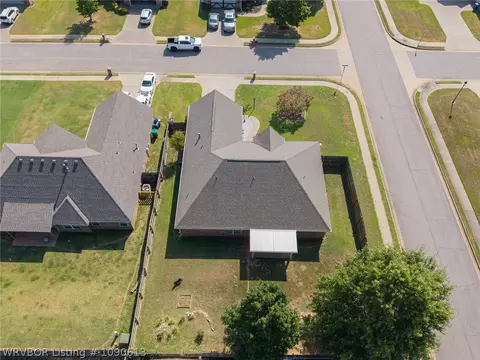 View/Area - 12118 Sycamore St, Fort Smith, AR 72916 photo 1 of 3