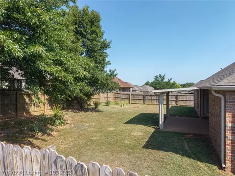 Exterior - 12118 Sycamore St, Fort Smith, AR 72916 photo 8 of 11