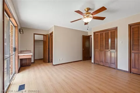 Bedroom - 1300 Southridge Ln, Fort Smith, AR 72908 photo 1 of 6