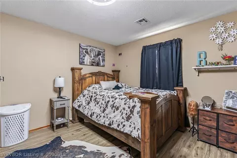 Bedroom - 710 E 4th St, Hartford, AR 72938 photo 3 of 5
