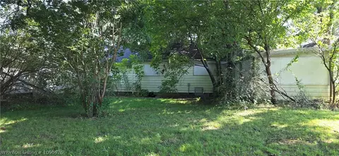 Exterior - 1401 Brazil Ave, Fort Smith, AR 72908 photo 3 of 3