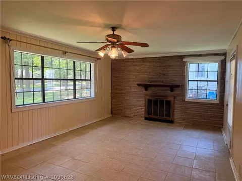 Living - 523 N 47th St, Fort Smith, AR 72903 photo 1 of 5