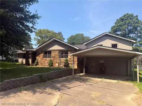 Exterior - 523 N 47th St, Fort Smith, AR 72903 photo 2 of 8