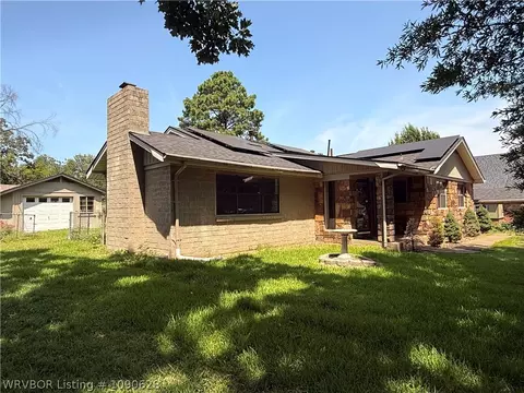 Exterior - 523 N 47th St, Fort Smith, AR 72903 photo 4 of 8