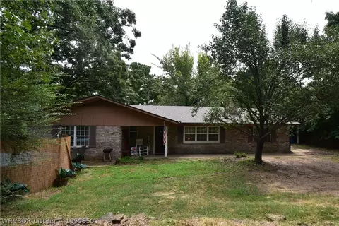 3018 Bluff Drive Pl, Sallisaw, OK 74955
