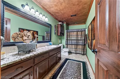 Bath - 5809 Cedar Break Dr, Fort Smith, AR 72916 photo 1 of 6