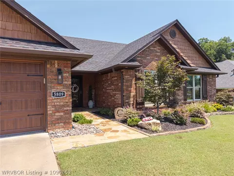 Exterior - 5809 Cedar Break Dr, Fort Smith, AR 72916 photo 5 of 12