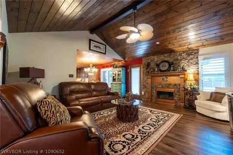 Living - 5809 Cedar Break Dr, Fort Smith, AR 72916 photo 5 of 5