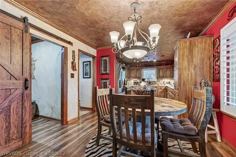 Dining - 5809 Cedar Break Dr, Fort Smith, AR 72916 photo 3 of 3