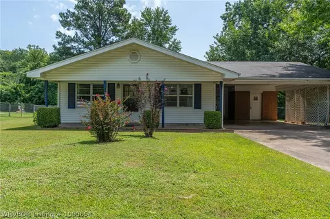 807 Emmy St, Sallisaw, OK 74955