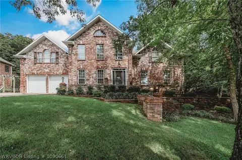 88 Skyview Ln, Fayetteville, AR 72701