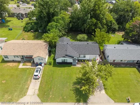 View/Area - 3610 Bradley Dr, Fort Smith, AR 72904 photo 1 of 5