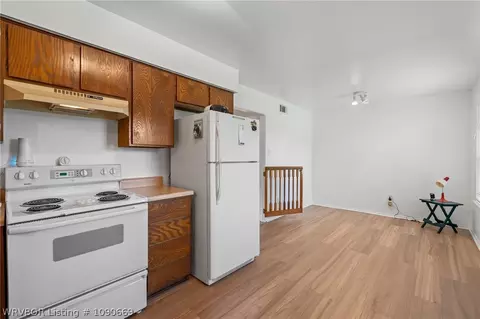 Kitchen - 502 O St, Barling, AR 72923 photo 2 of 2