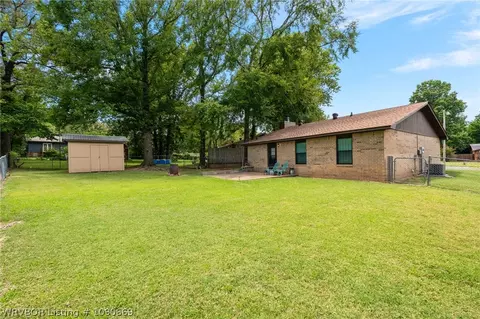 Exterior - 502 O St, Barling, AR 72923 photo 3 of 5
