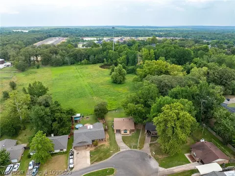 View/Area - 502 O St, Barling, AR 72923 photo 3 of 3