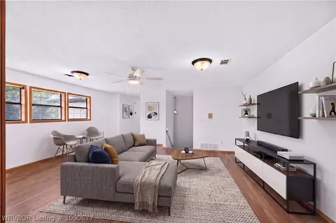 Living - 3409 Ramsgate, Fort Smith, AR 72908 photo 2 of 2