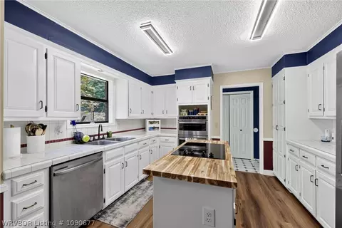 Kitchen - 3409 Ramsgate, Fort Smith, AR 72908 photo 1 of 2