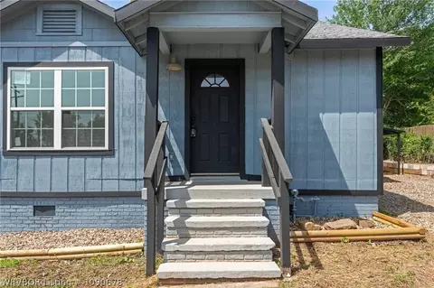 Exterior - 320 Maple Shade Rd, Alma, AR 72921 photo 3 of 4