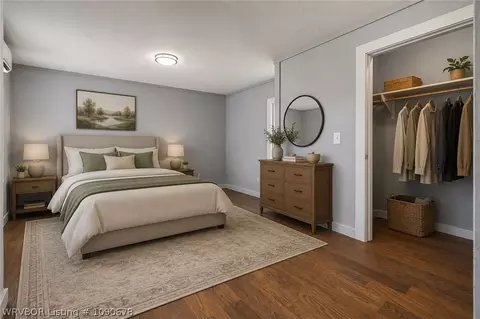 Bedroom - 320 Maple Shade Rd, Alma, AR 72921 photo 4 of 6