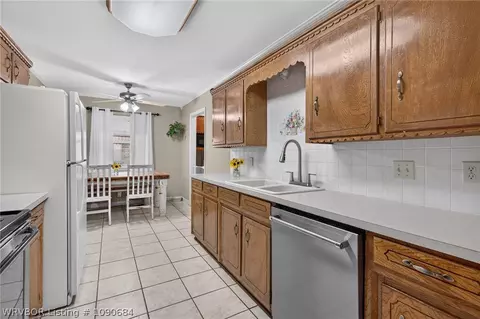 Kitchen - 9208 Enid St, Fort Smith, AR 72903 photo 1 of 3
