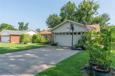 Exterior - 9208 Enid St, Fort Smith, AR 72903 photo 2 of 7