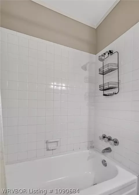 Bath - 9208 Enid St, Fort Smith, AR 72903 photo 2 of 4