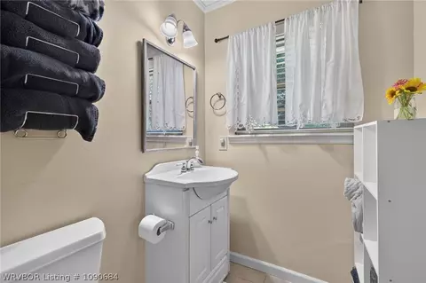 Bath - 9208 Enid St, Fort Smith, AR 72903 photo 3 of 4