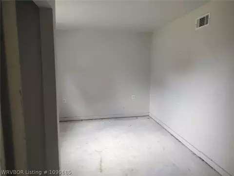 Bedroom - 3530 Wilma Ave, Fort Smith, AR 72904 photo 2 of 3
