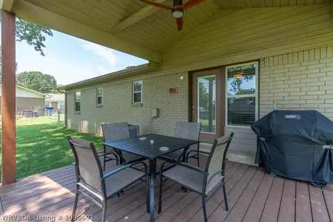 Exterior - 6414 Crimson Ave, Fort Smith, AR 72903 photo 4 of 13