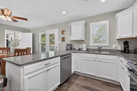 Kitchen - 6414 Crimson Ave, Fort Smith, AR 72903 photo 3 of 3