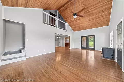 Living - 6326 Tyro Rd, Hackett, AR 72937 photo 2 of 6