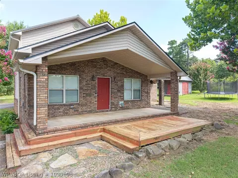 Exterior - 6326 Tyro Rd, Hackett, AR 72937 photo 9 of 14