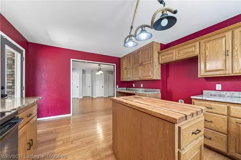 Kitchen - 6326 Tyro Rd, Hackett, AR 72937 photo 5 of 6