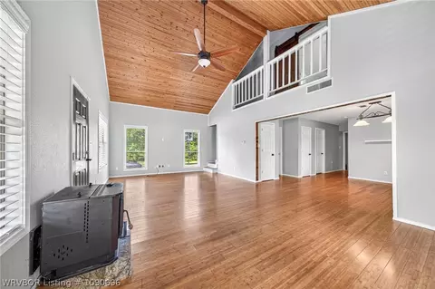 Living - 6326 Tyro Rd, Hackett, AR 72937 photo 5 of 6