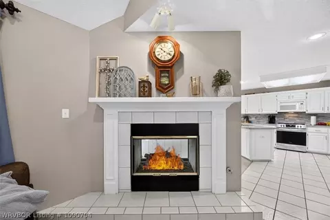 Entry Way - 9801 Broadwell St, Fort Smith, AR 72908 photo 3 of 5