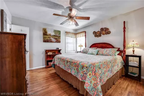 Bedroom - 6505 Euper Ln, Fort Smith, AR 72903 photo 4 of 6