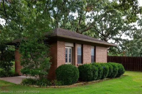 Exterior - 6228 Gordon Ln, Fort Smith, AR 72903 photo 10 of 10