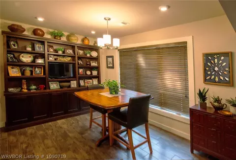 Dining - 6228 Gordon Ln, Fort Smith, AR 72903 photo 3 of 3